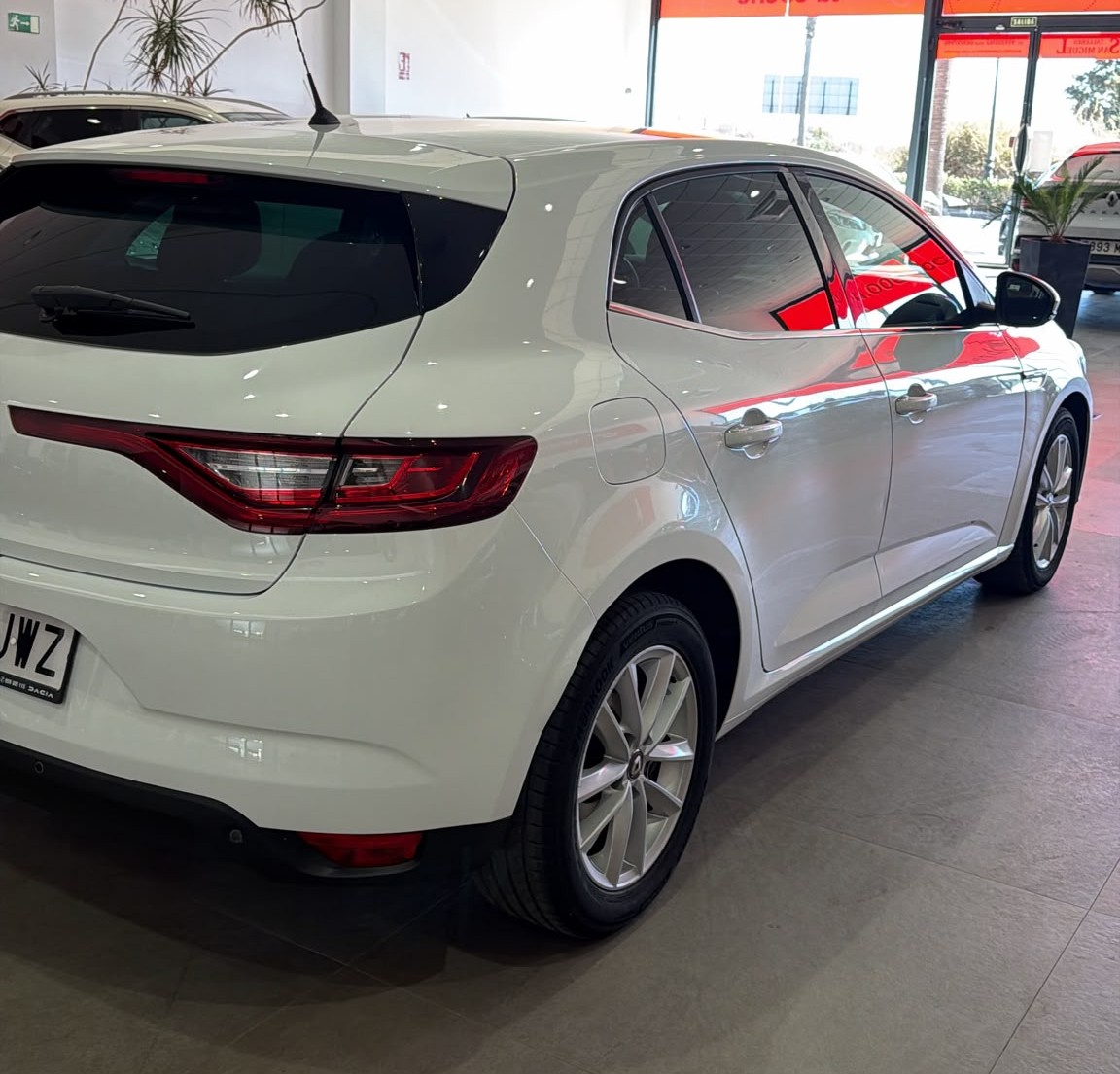 Renault Megane 1.2TCE 130CV INTENSE foto 6